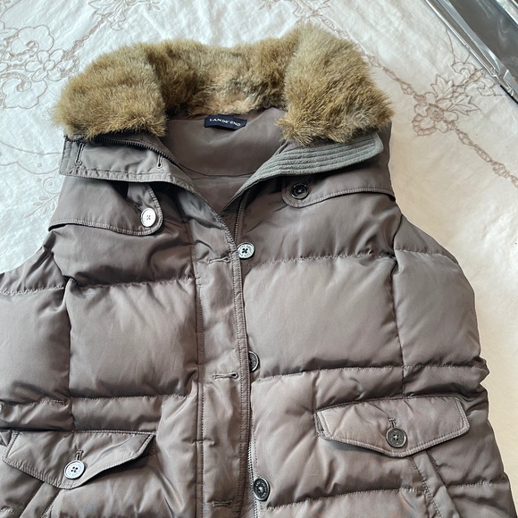 Lands End puffer vest w/detachable faux fur collar‎ - Picture 1 of 6